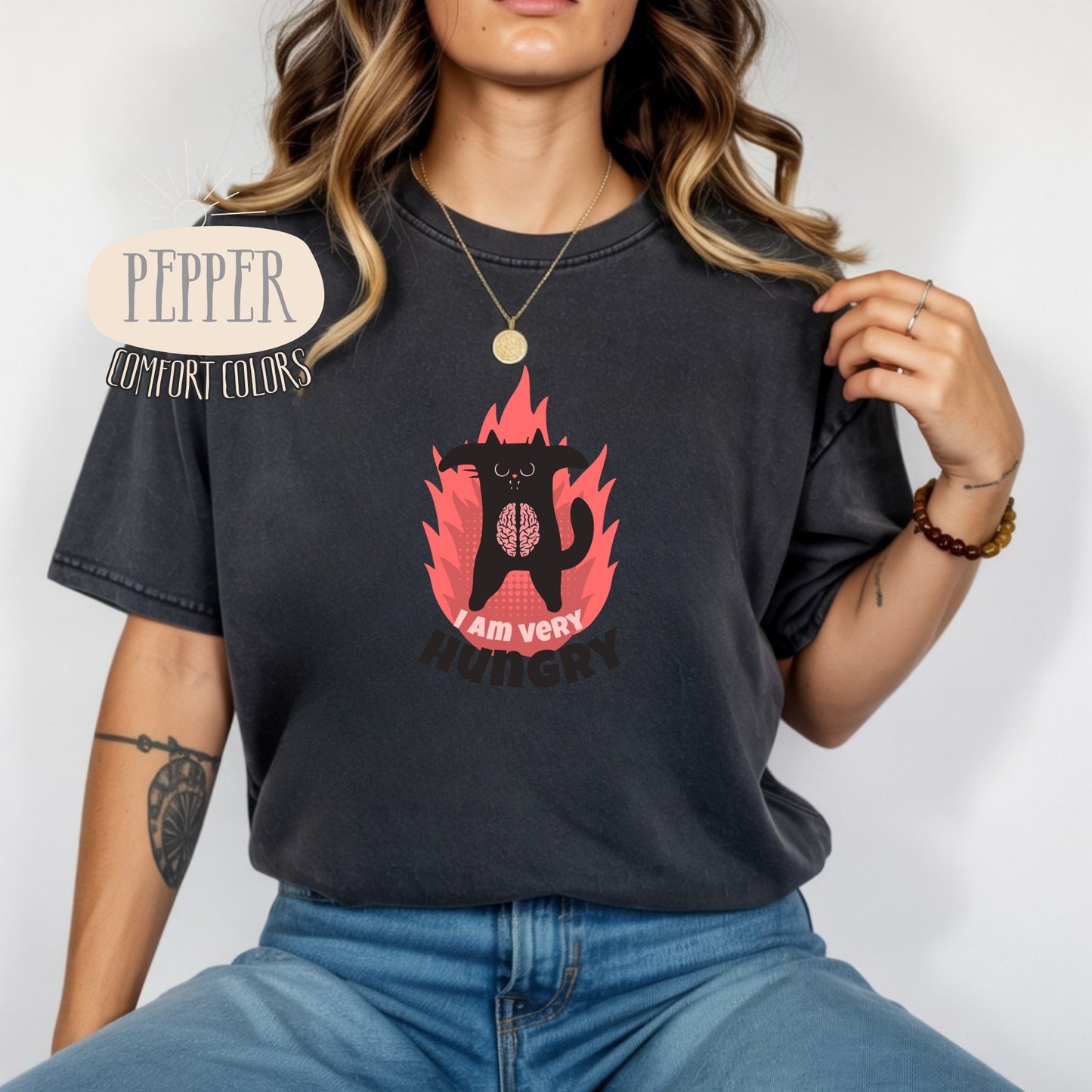 Cat T-Shirt - Cat design - Black Cat - Cat Mom - Gift Idea