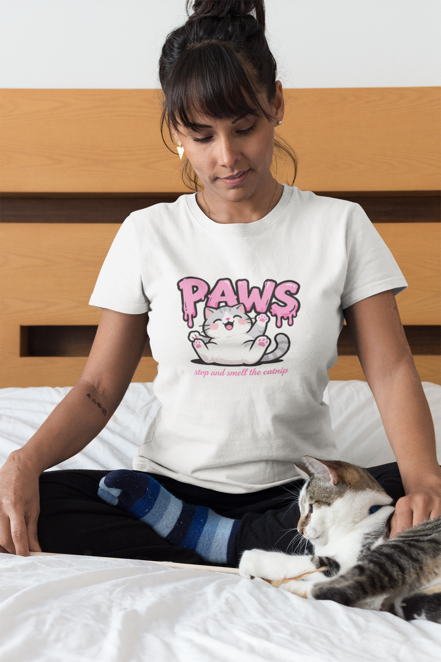 PAWS Katzen T-Shirt Unisex - Süßes Cat Lover Shirt für Katzenliebhaber